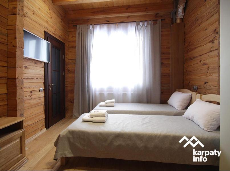 Golden Nest Apartment Yablunytsya Ngoại thất bức ảnh